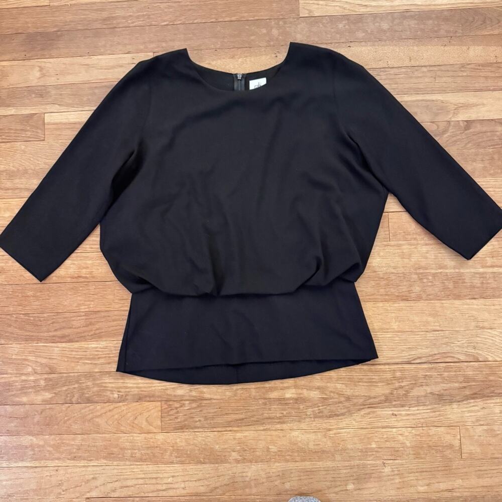 Cabi Women's Black Drape Front Blouse - Size M
b90